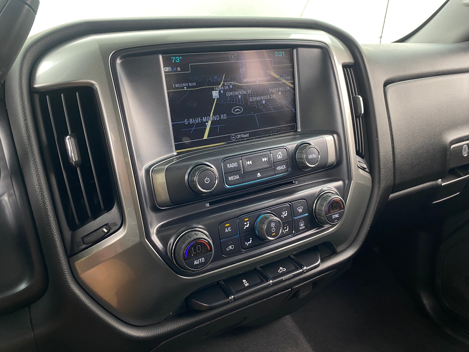 Thumbnail: 2018 Chevrolet Silverado 1500 - 4