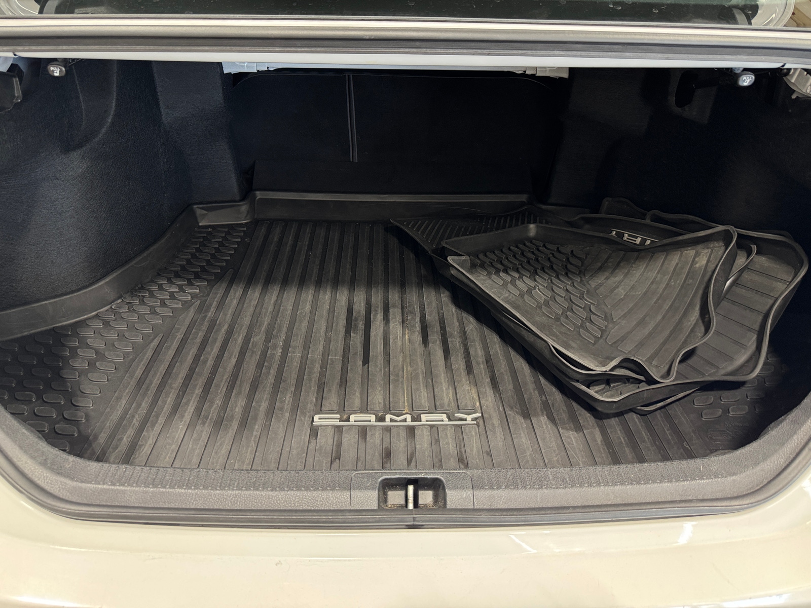 Thumbnail: 2018 Toyota Camry - 7