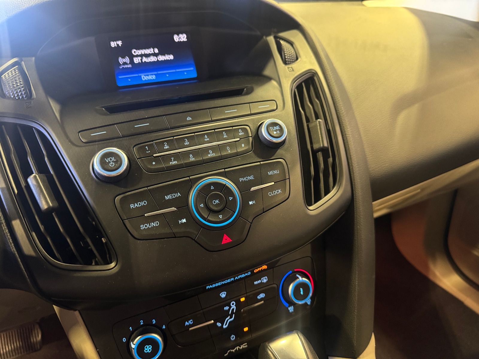 Thumbnail: 2016 Ford Focus - 4