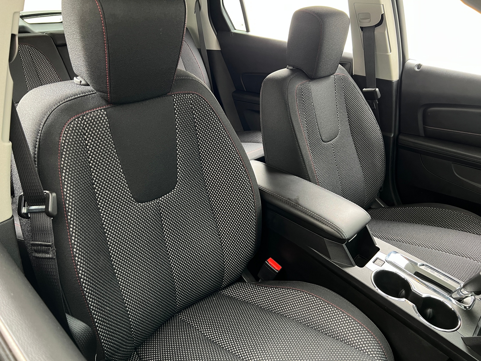 Thumbnail: 2017 GMC Terrain - 2