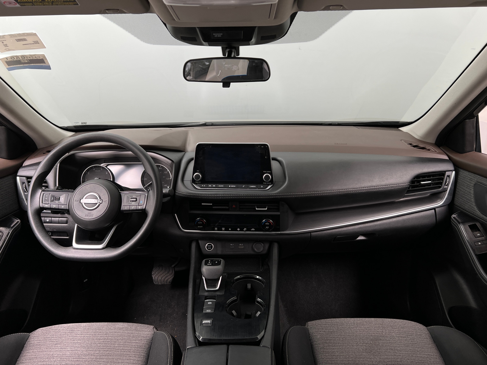 Thumbnail: 2023 Nissan Rogue - 3