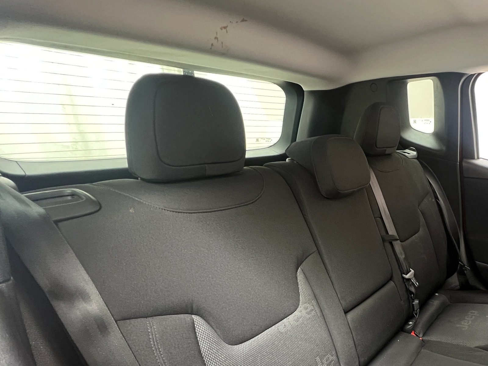 Thumbnail: 2017 Jeep Renegade - 6