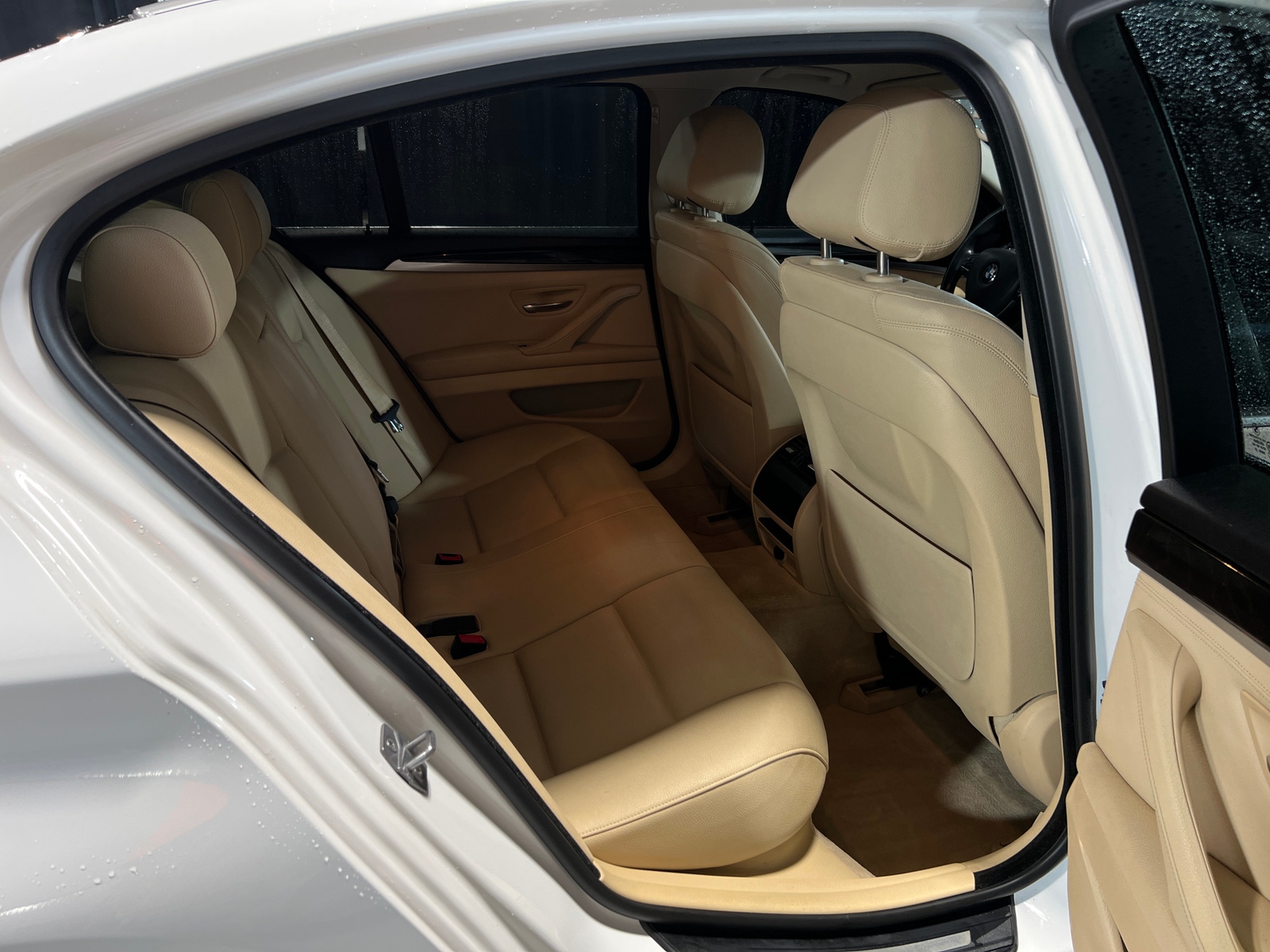 Thumbnail: 2015 BMW 5 Series - 5