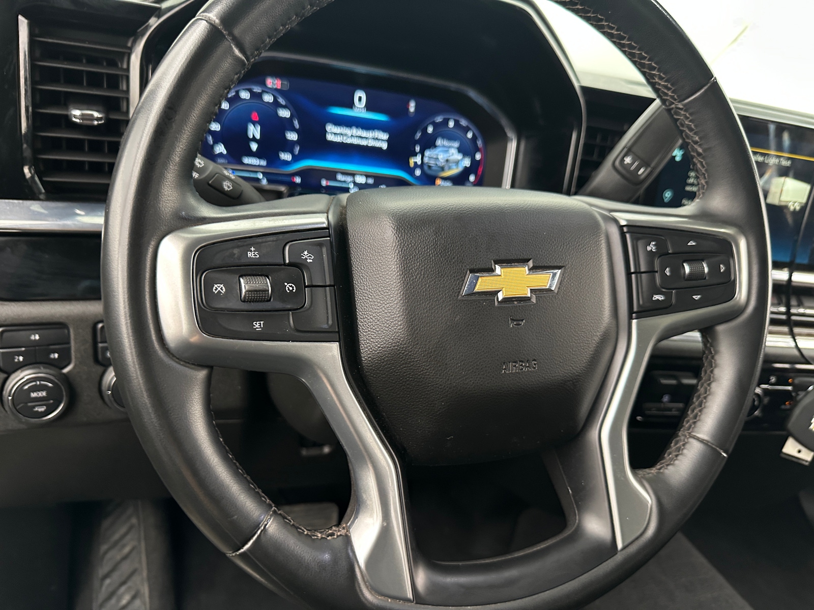 Thumbnail: 2024 Chevrolet Silverado 2500 - 5