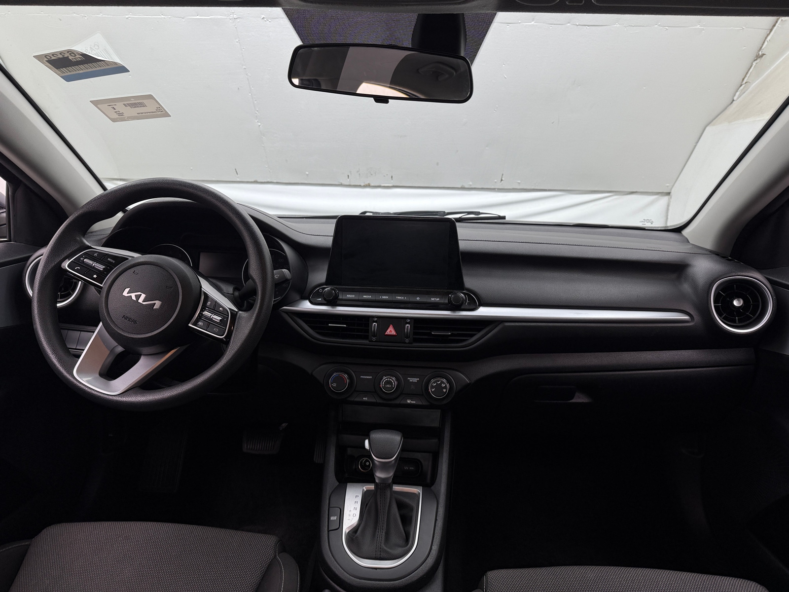 Thumbnail: 2023 Kia Forte - 3