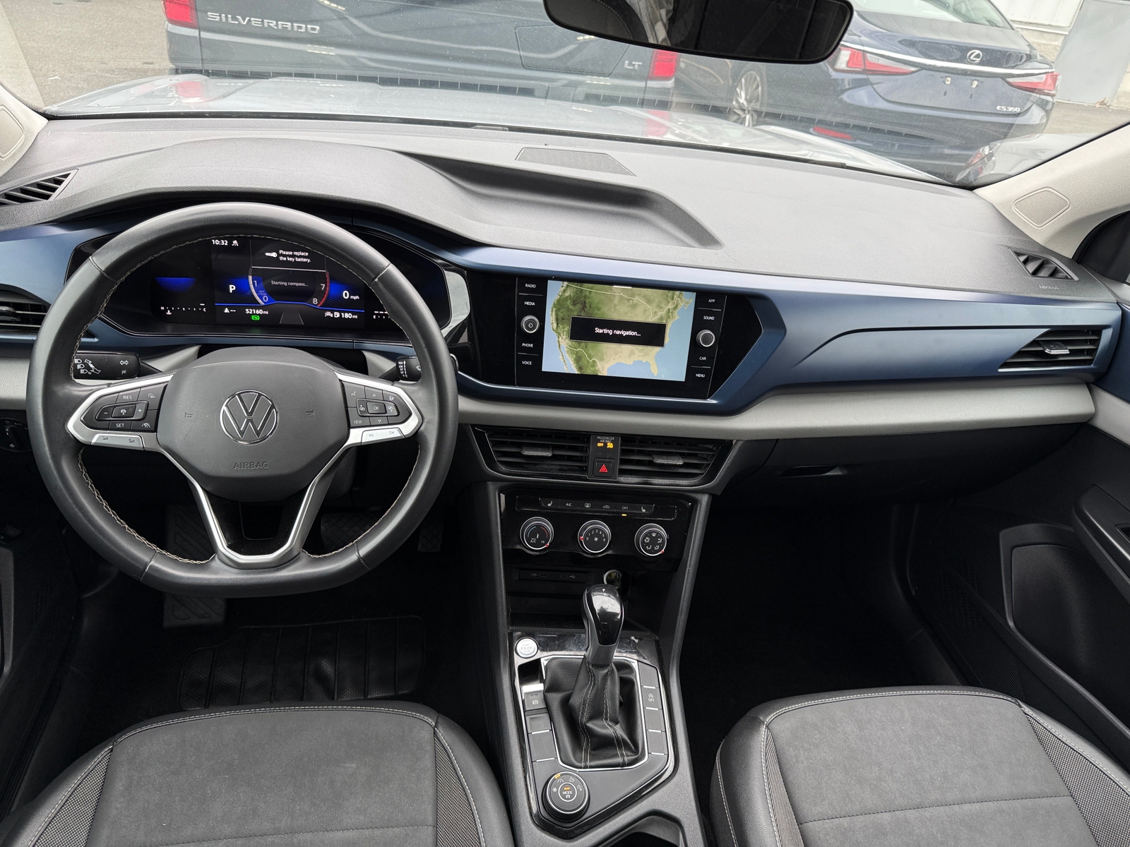 Thumbnail: 2023 Volkswagen Taos - 3