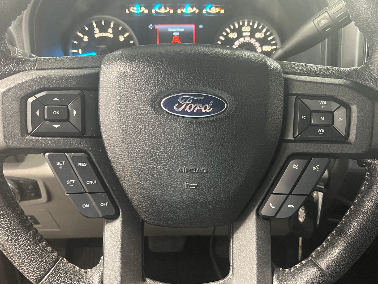 Thumbnail: 2015 Ford Econoline - 5