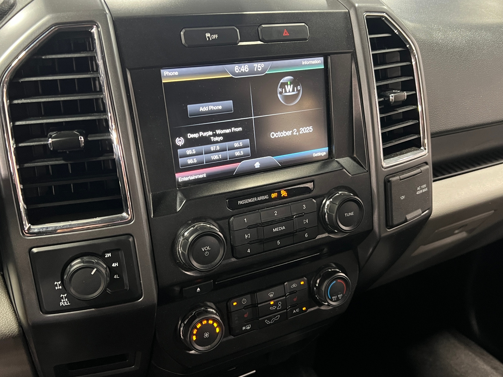 Thumbnail: 2015 Ford Econoline - 4