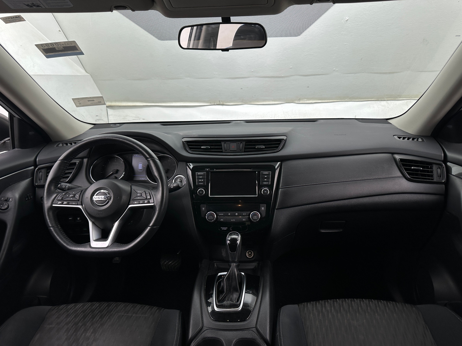 Thumbnail: 2018 Nissan Rogue - 3