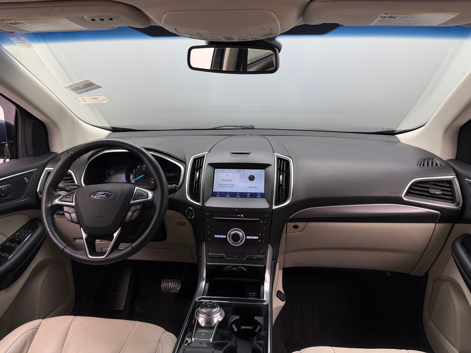 Thumbnail: 2019 Ford Edge - 2