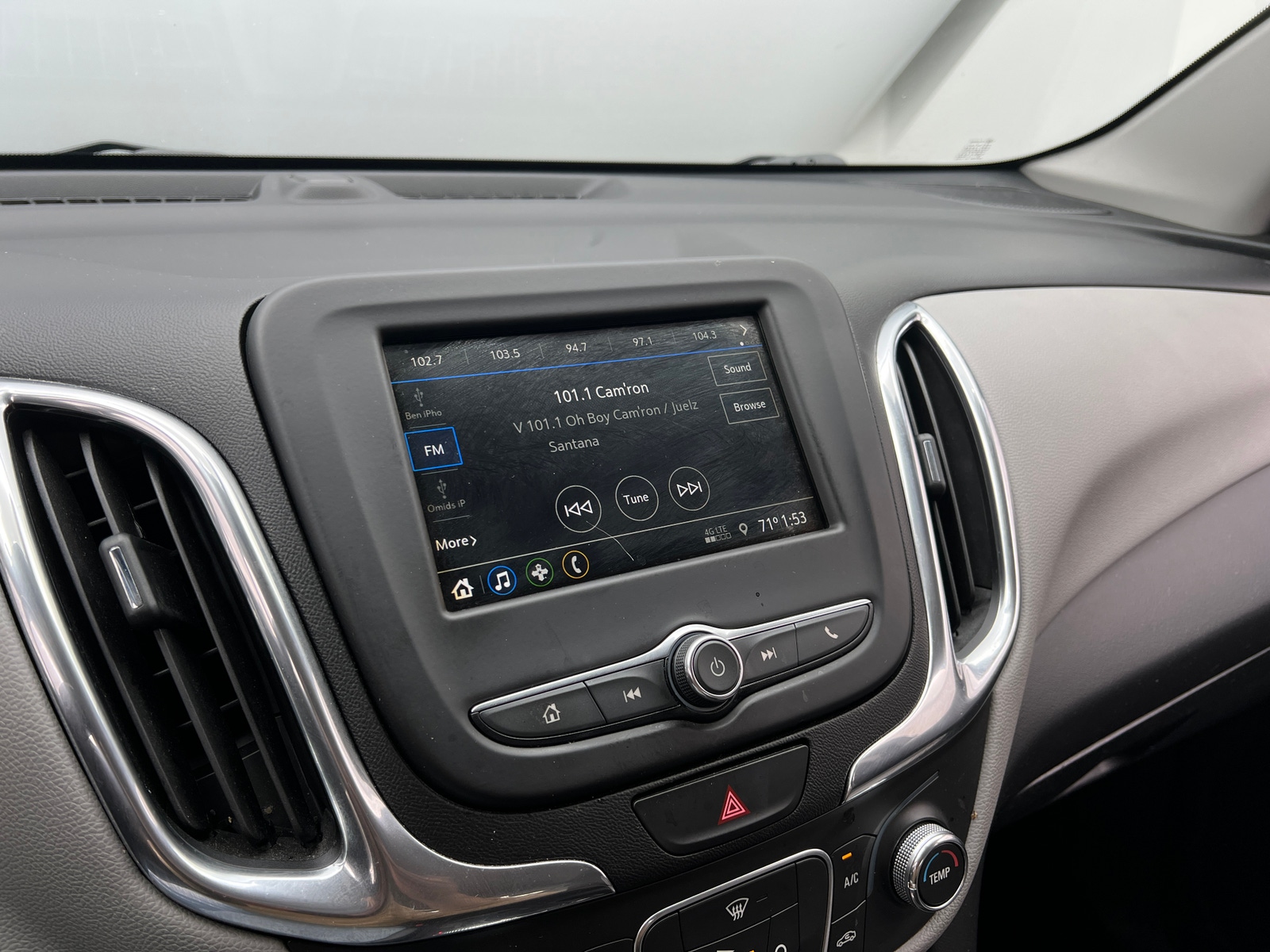 Thumbnail: 2019 Chevrolet Equinox - 4
