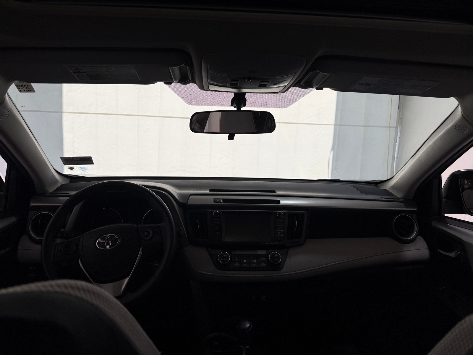 Thumbnail: 2016 Toyota RAV4 - 3
