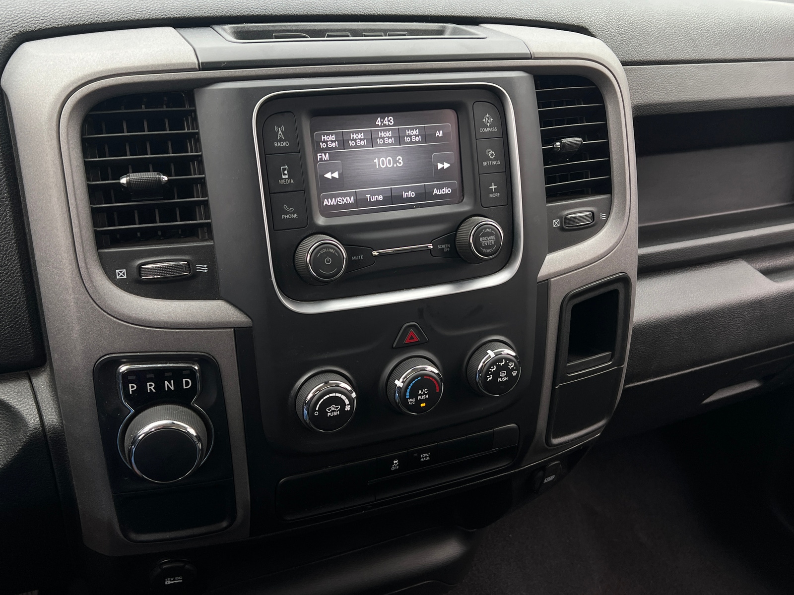 Thumbnail: 2024 RAM 1500 Classic - 4