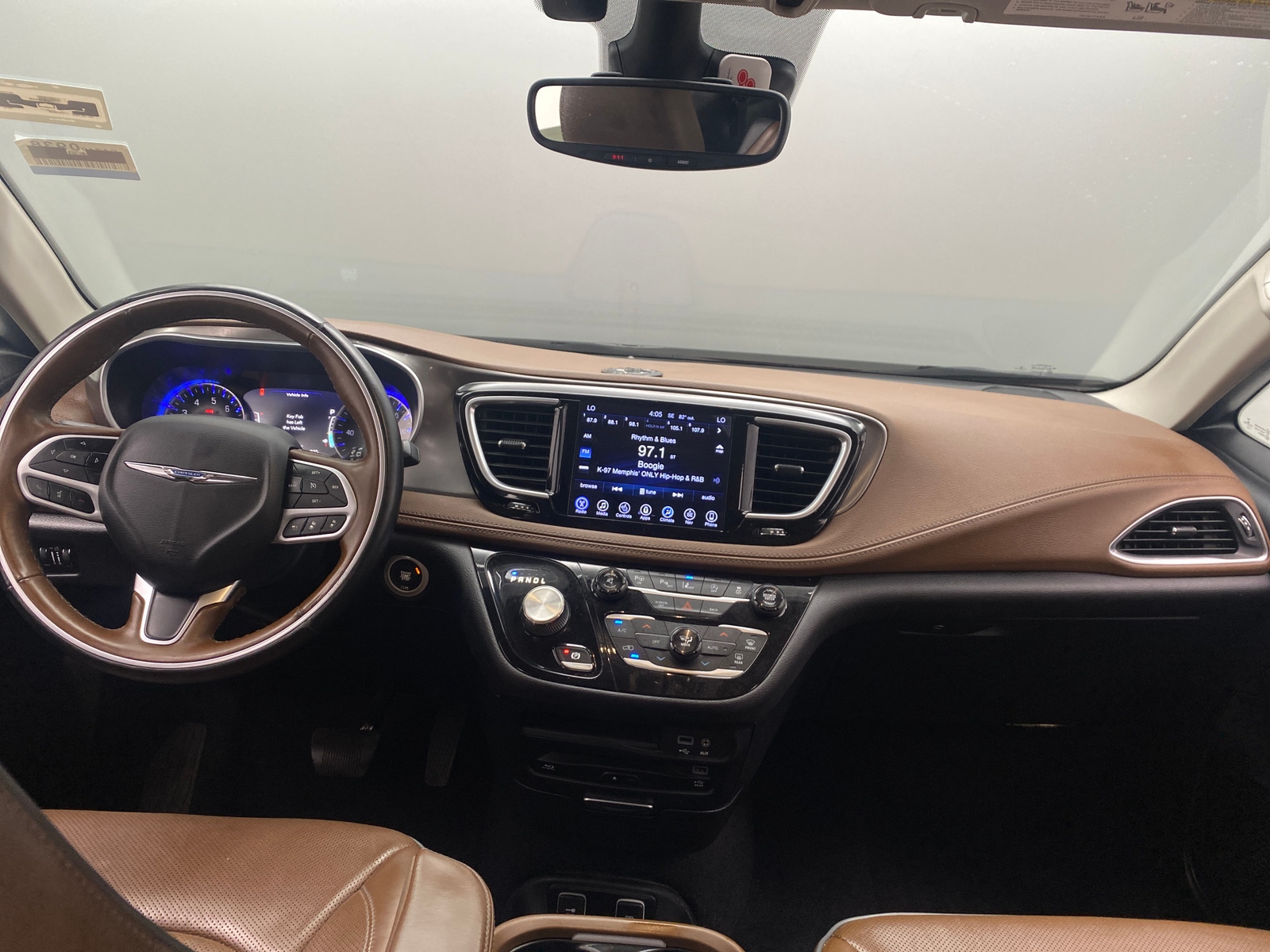 Thumbnail: 2017 Chrysler Pacifica - 2