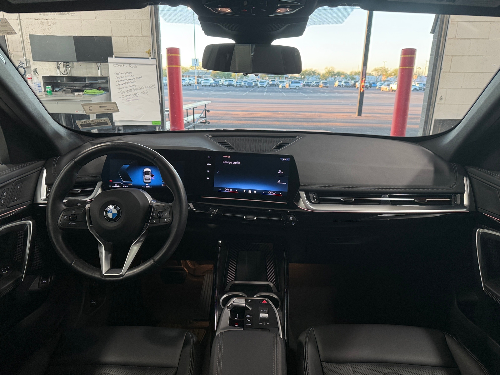 Thumbnail: 2025 BMW X1 - 2