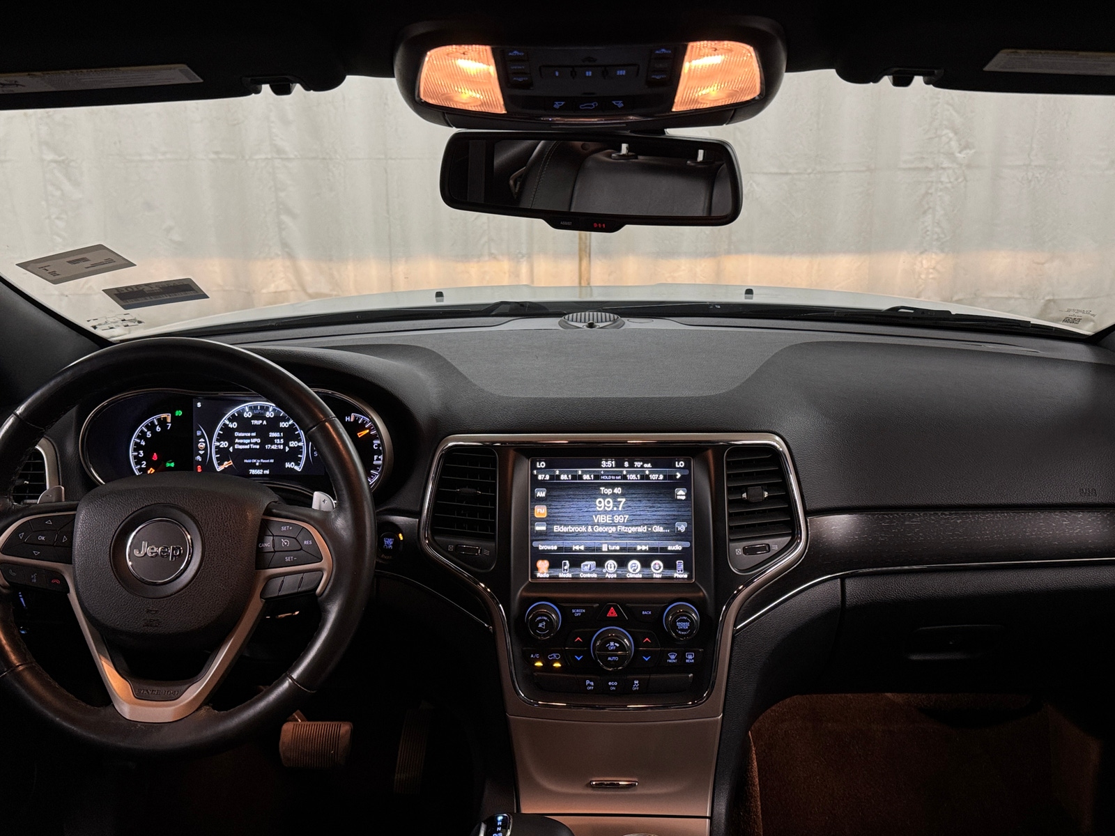 Thumbnail: 2015 Jeep Grand Cherokee - 2