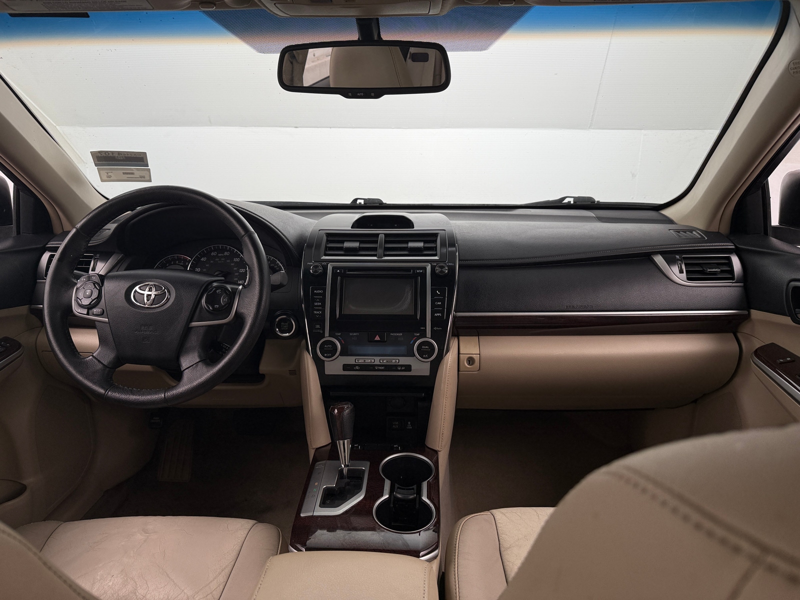 Thumbnail: 2012 Toyota Camry - 3