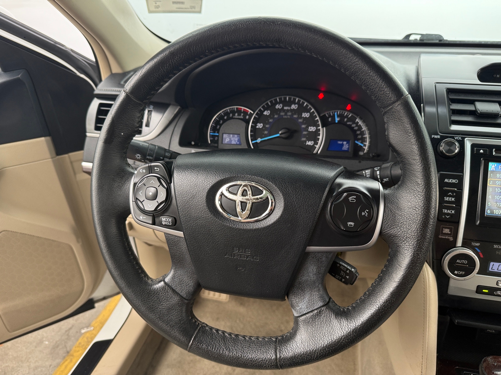 Thumbnail: 2012 Toyota Camry - 5
