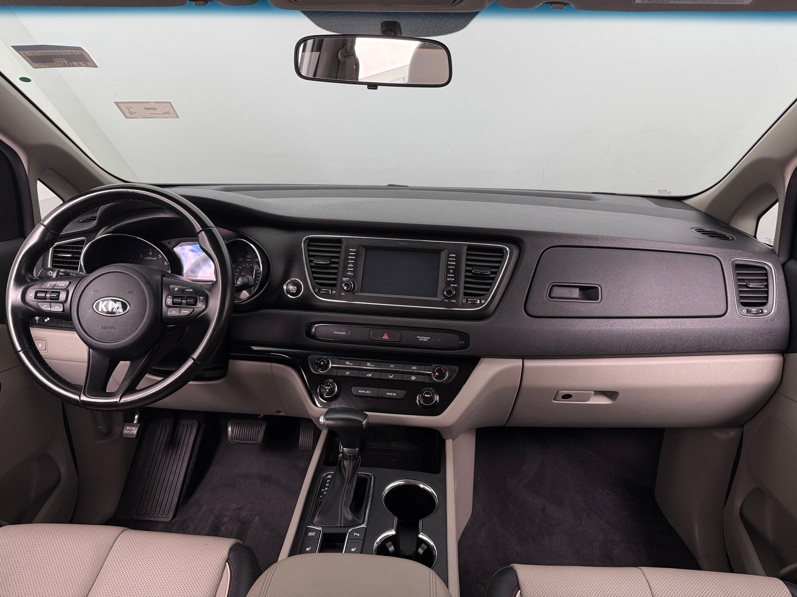 Thumbnail: 2019 Kia Sedona - 2