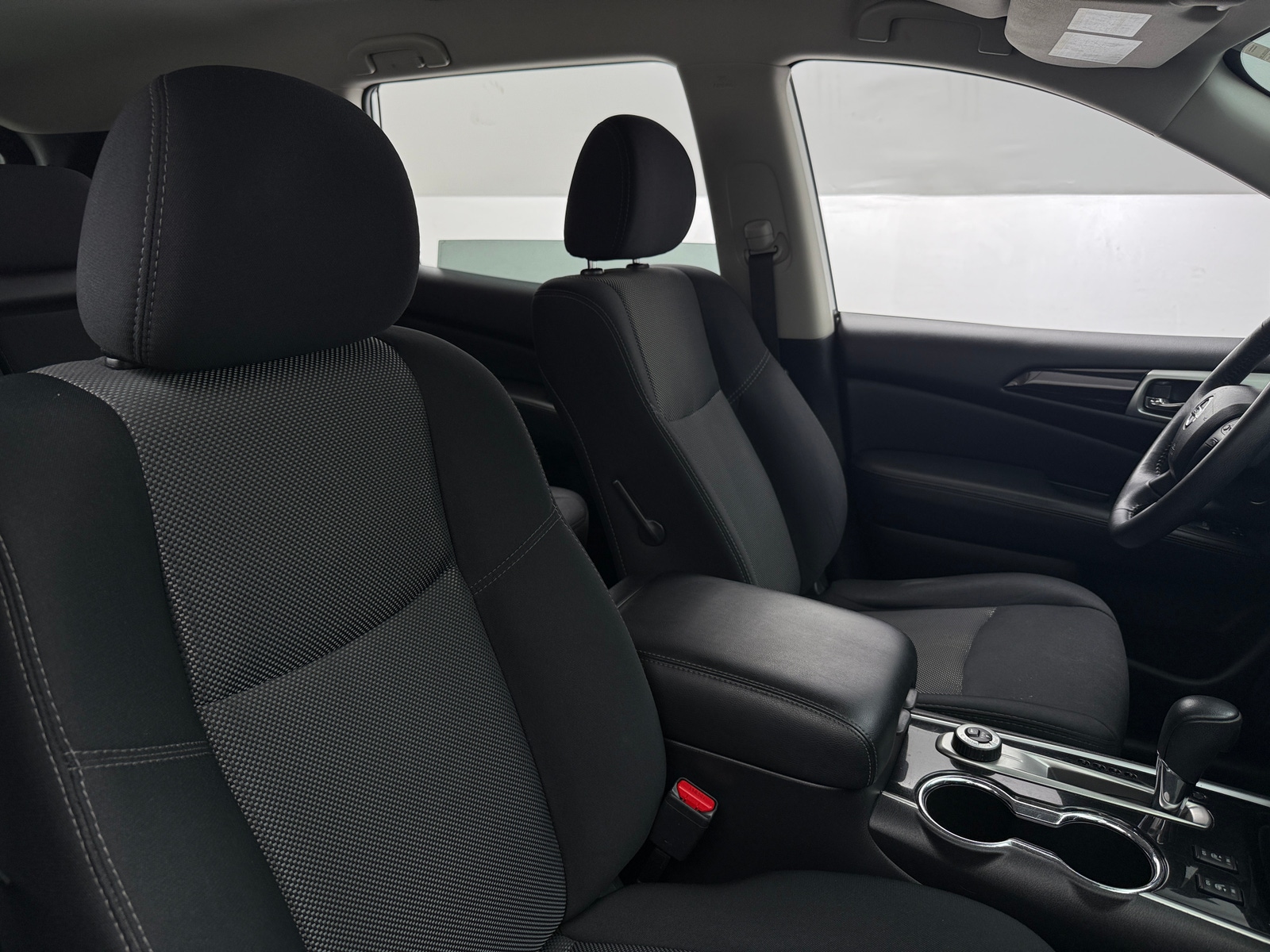 Thumbnail: 2019 Nissan Pathfinder - 2