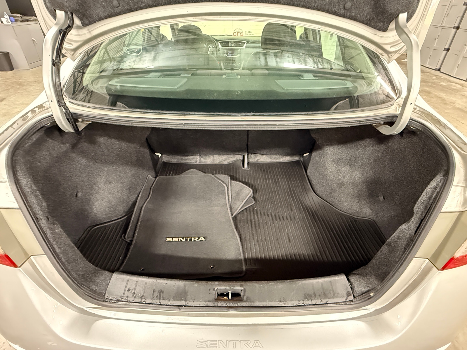 Thumbnail: 2015 Nissan Sentra - 7