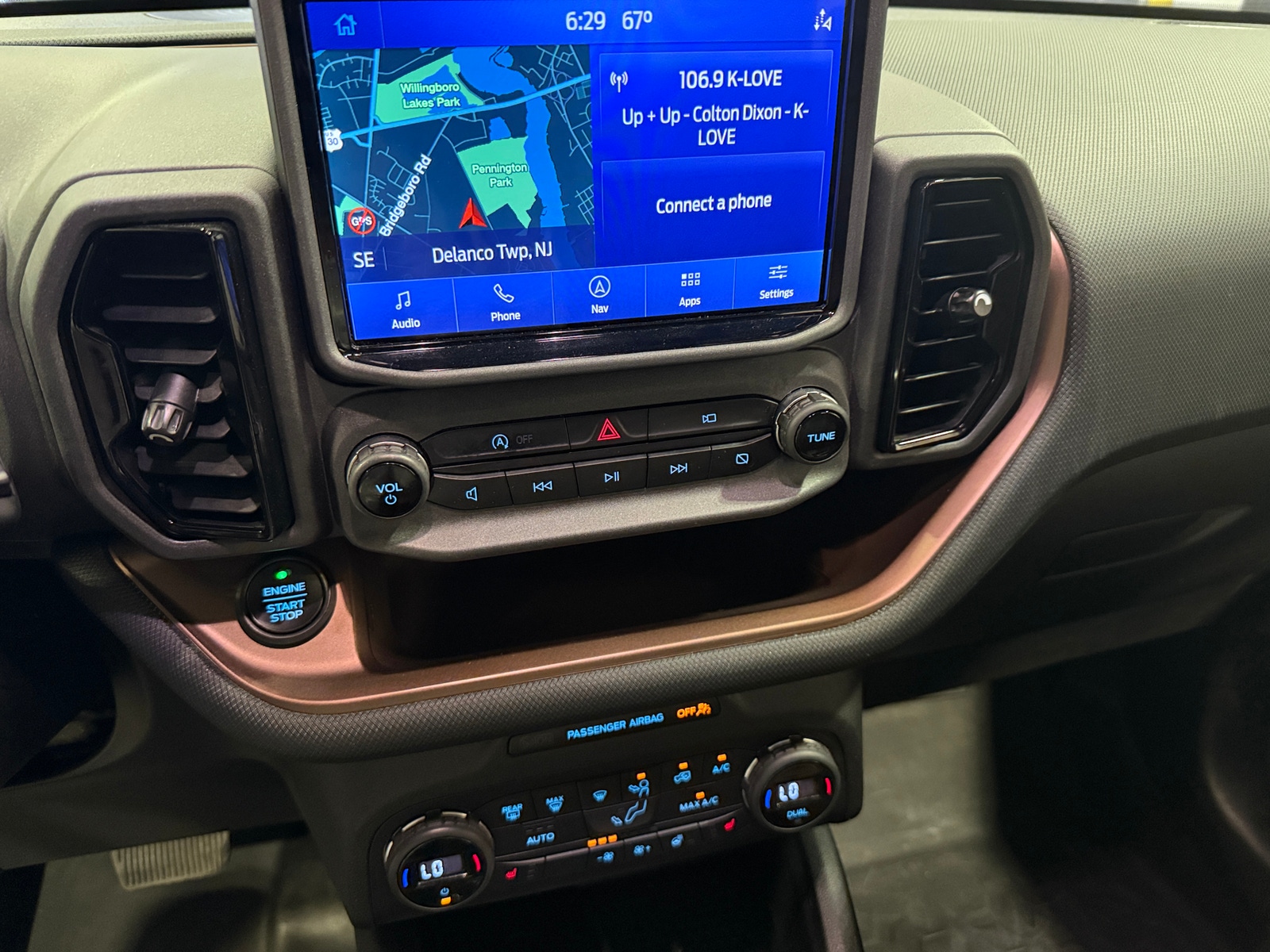 Thumbnail: 2021 Ford Bronco Sport - 3