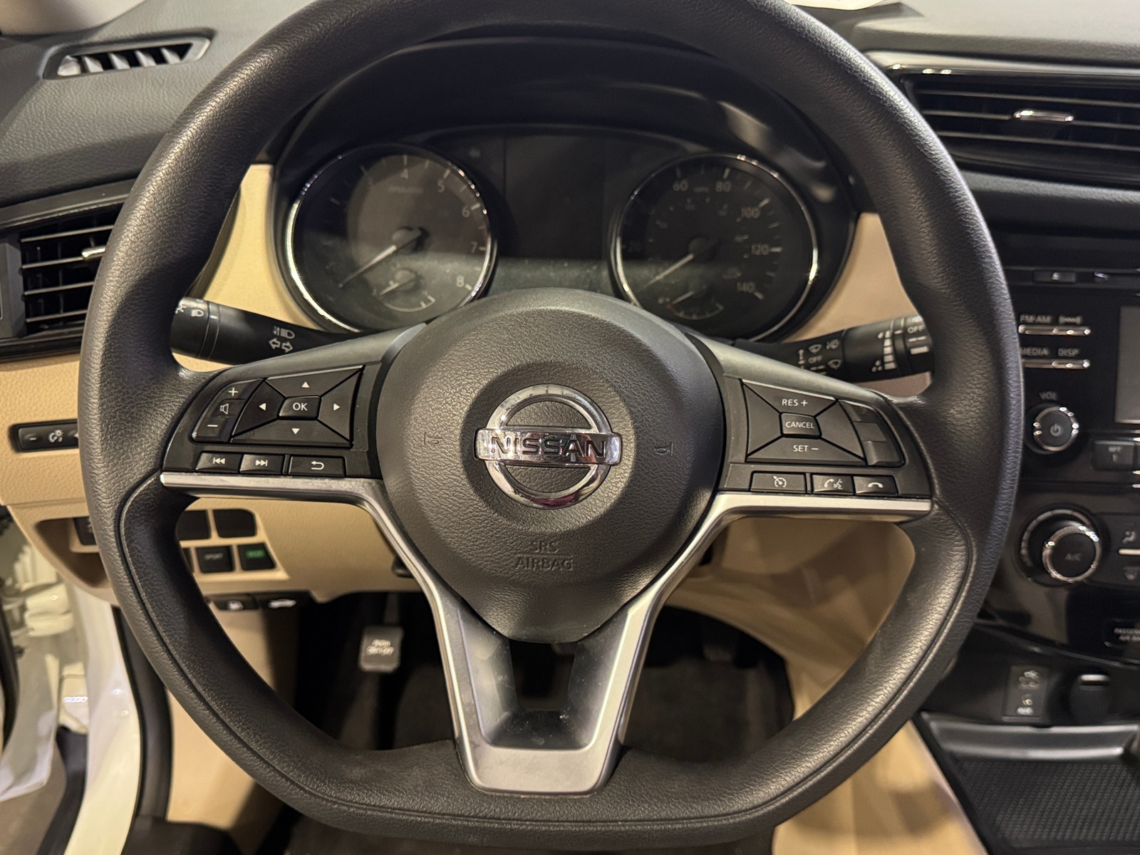 Thumbnail: 2017 Nissan Rogue - 5