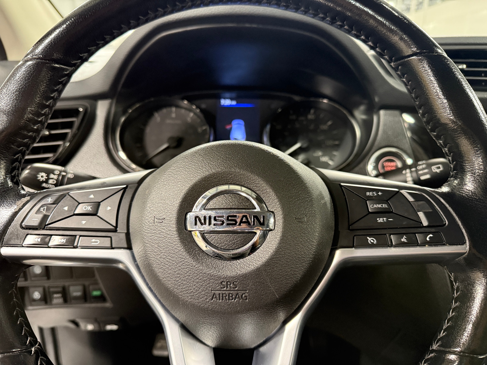 Thumbnail: 2022 Nissan Rogue Sport - 5