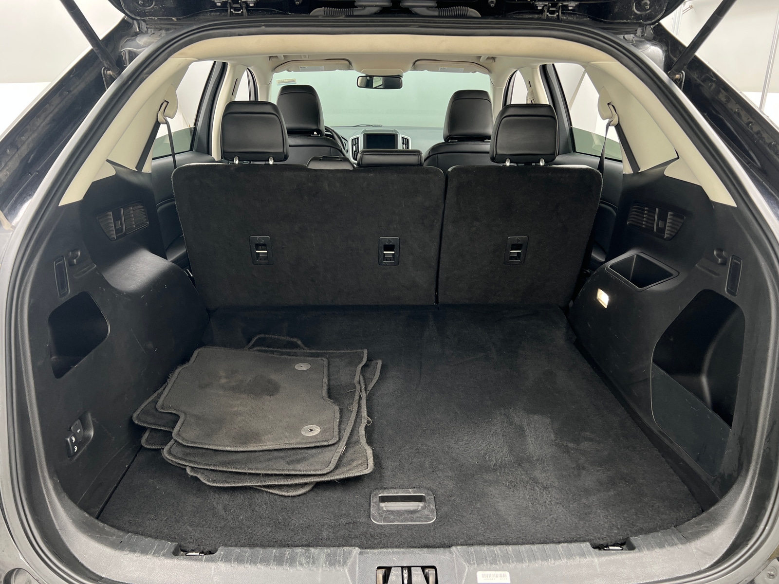 Thumbnail: 2024 Ford Edge - 6