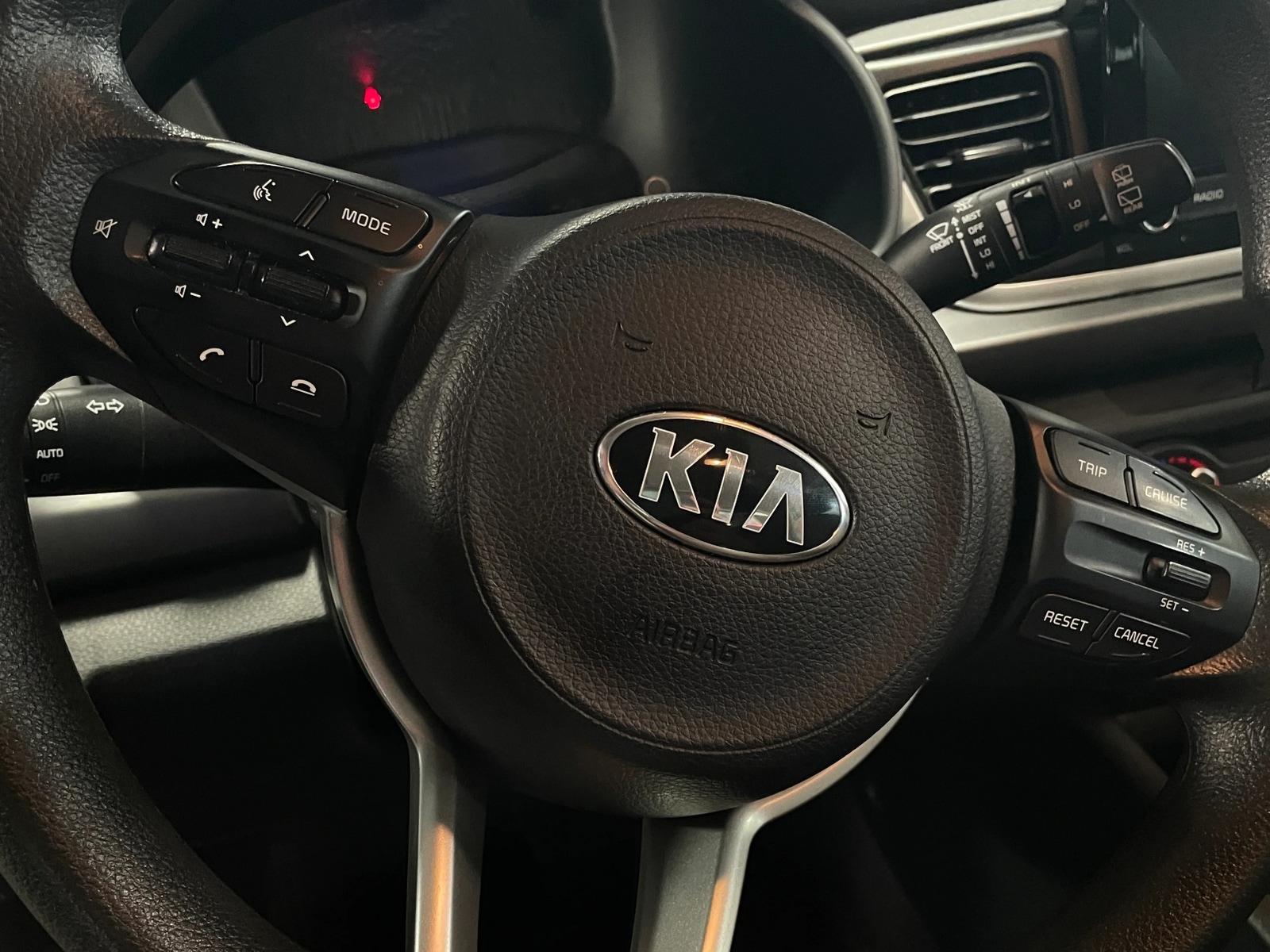 Thumbnail: 2021 Kia Rio - 5
