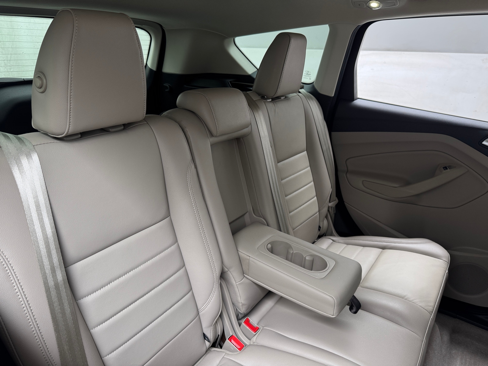 Thumbnail: 2016 Ford Escape - 6