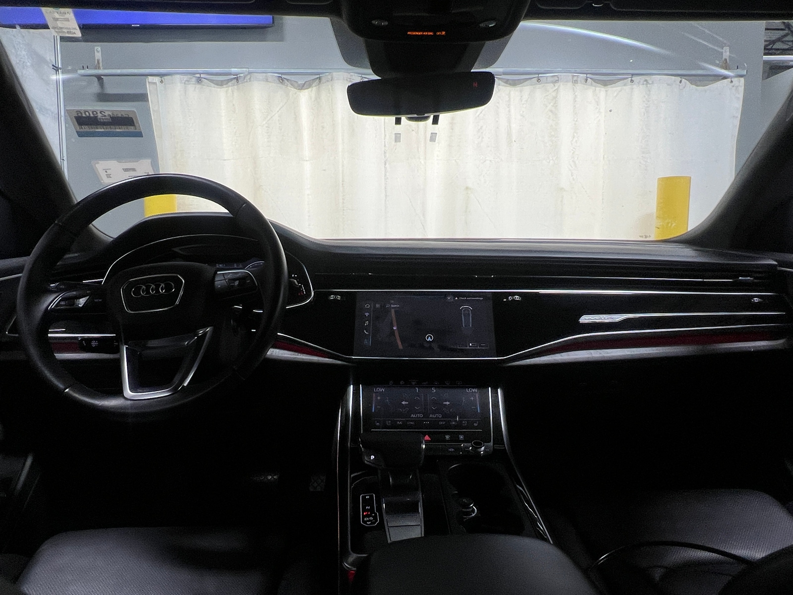 Thumbnail: 2019 Audi Q8 - 2