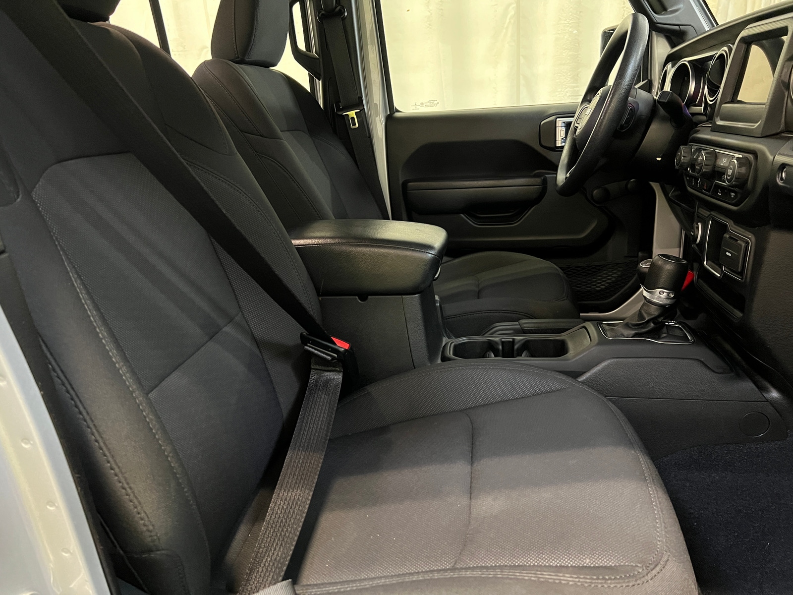 Thumbnail: 2022 Jeep Wrangler - 2