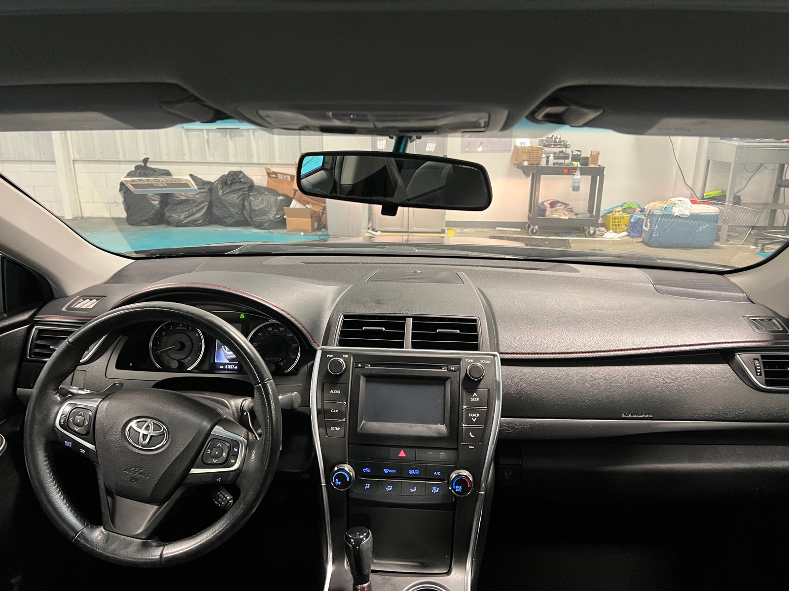 Thumbnail: 2017 Toyota Camry - 3