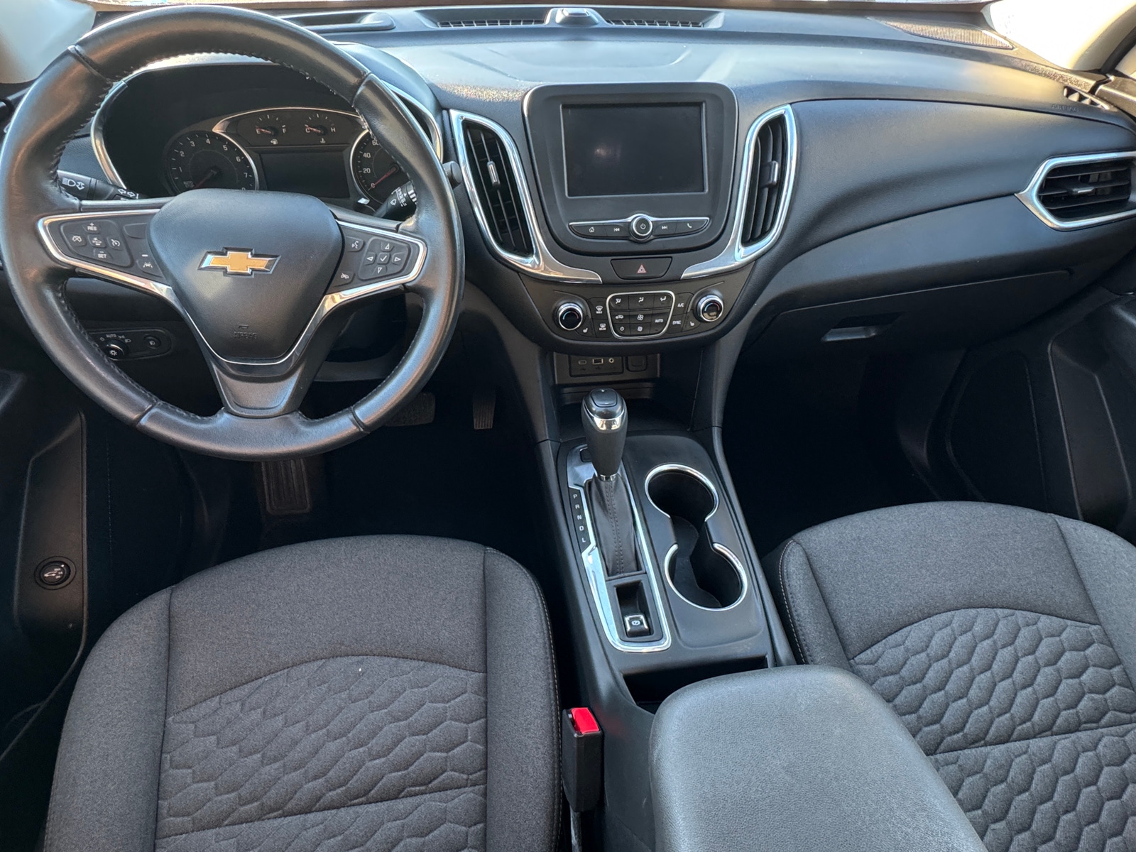 Thumbnail: 2020 Chevrolet Equinox - 3