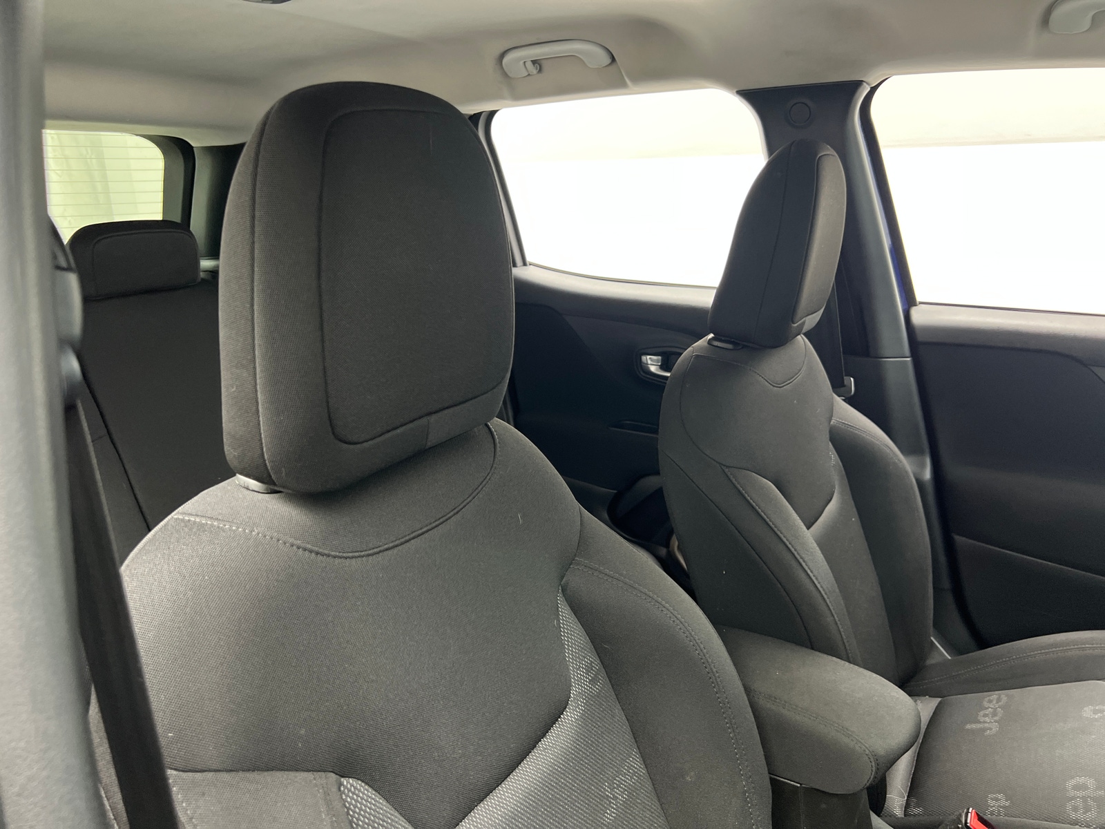 Thumbnail: 2017 Jeep Renegade - 2