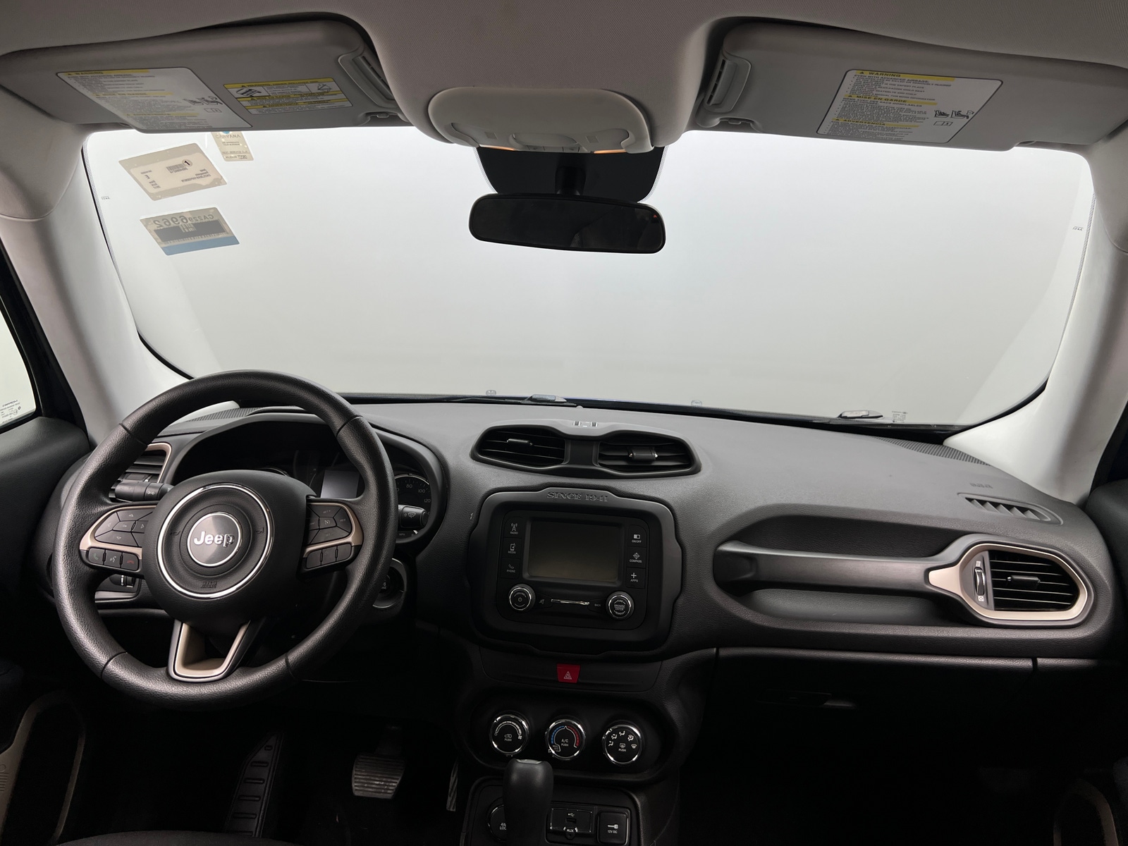 Thumbnail: 2017 Jeep Renegade - 3