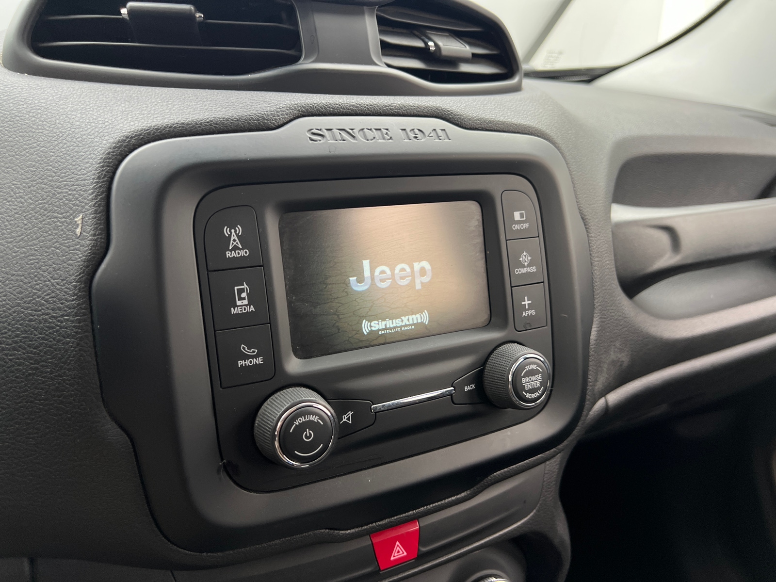 Thumbnail: 2017 Jeep Renegade - 4