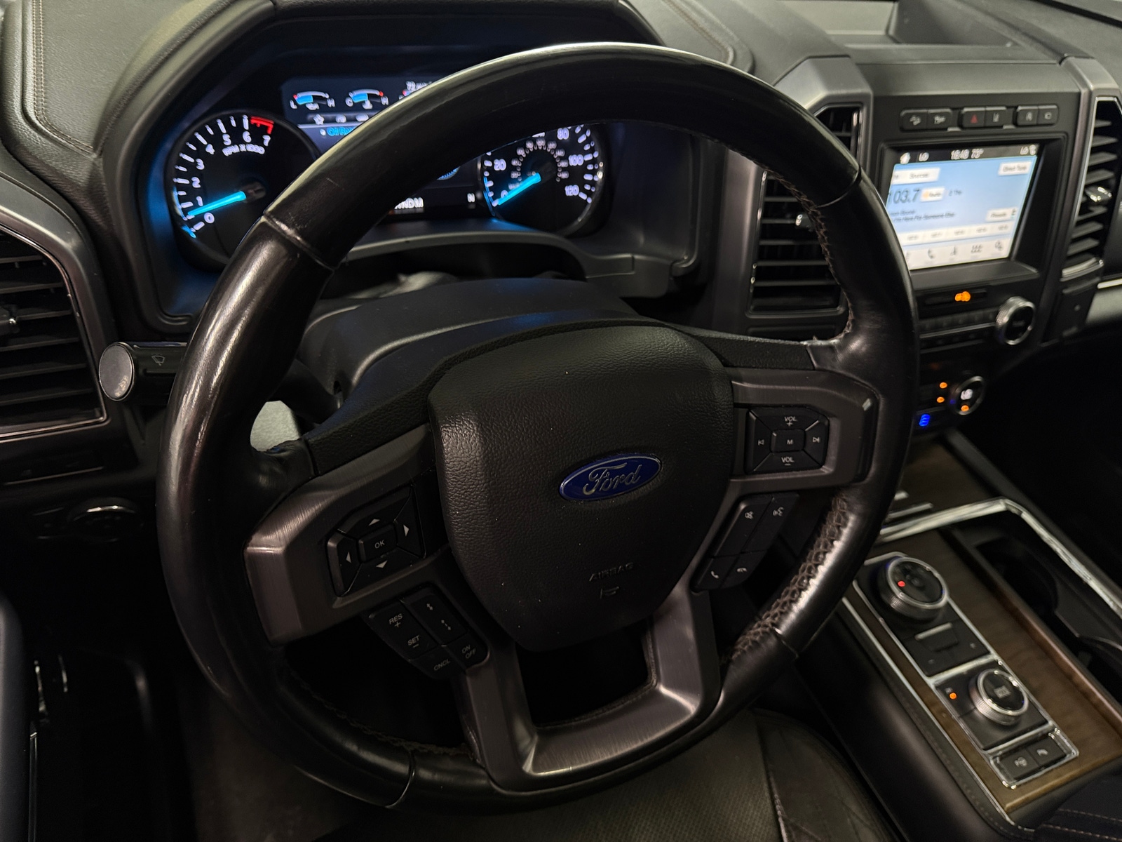 Thumbnail: 2019 Ford Expedition - 4