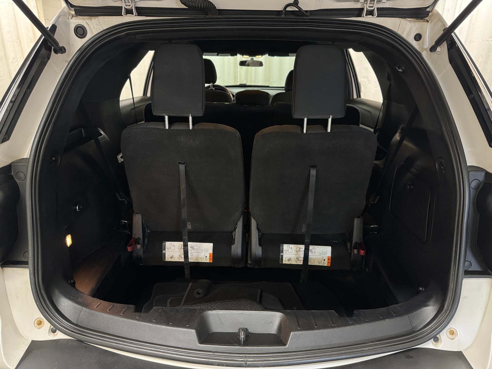 Thumbnail: 2017 Ford Explorer - 7