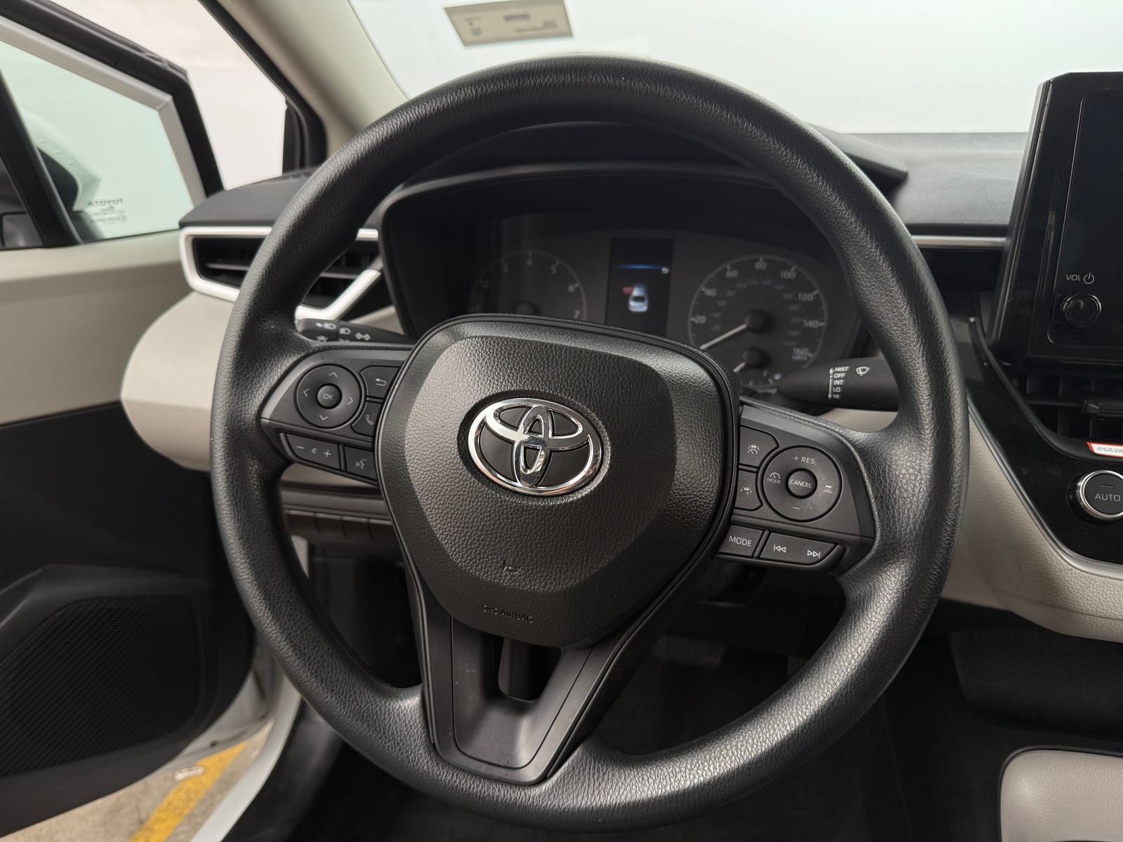 Thumbnail: 2025 Toyota Corolla - 5