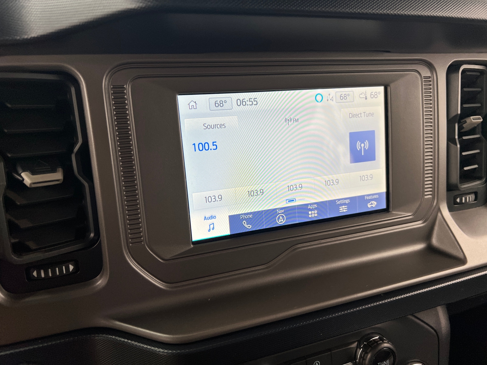 Thumbnail: 2022 Ford Bronco - 4