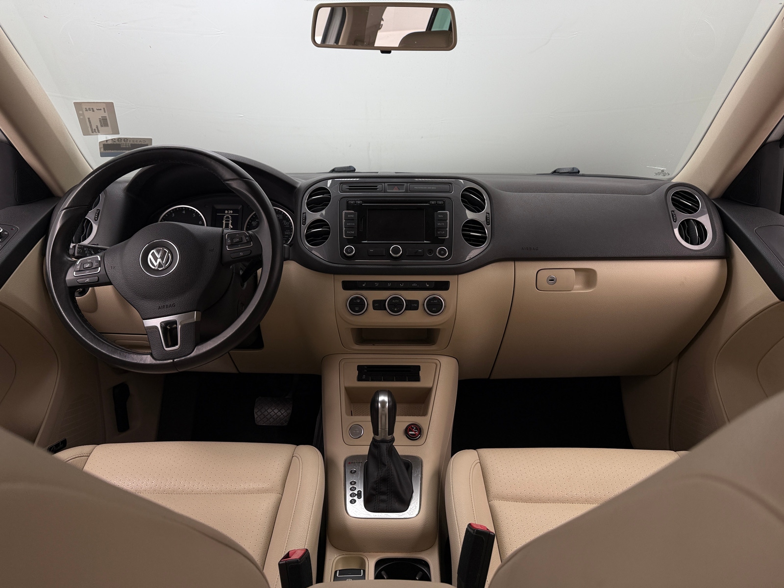 Thumbnail: 2014 Volkswagen Tiguan - 3