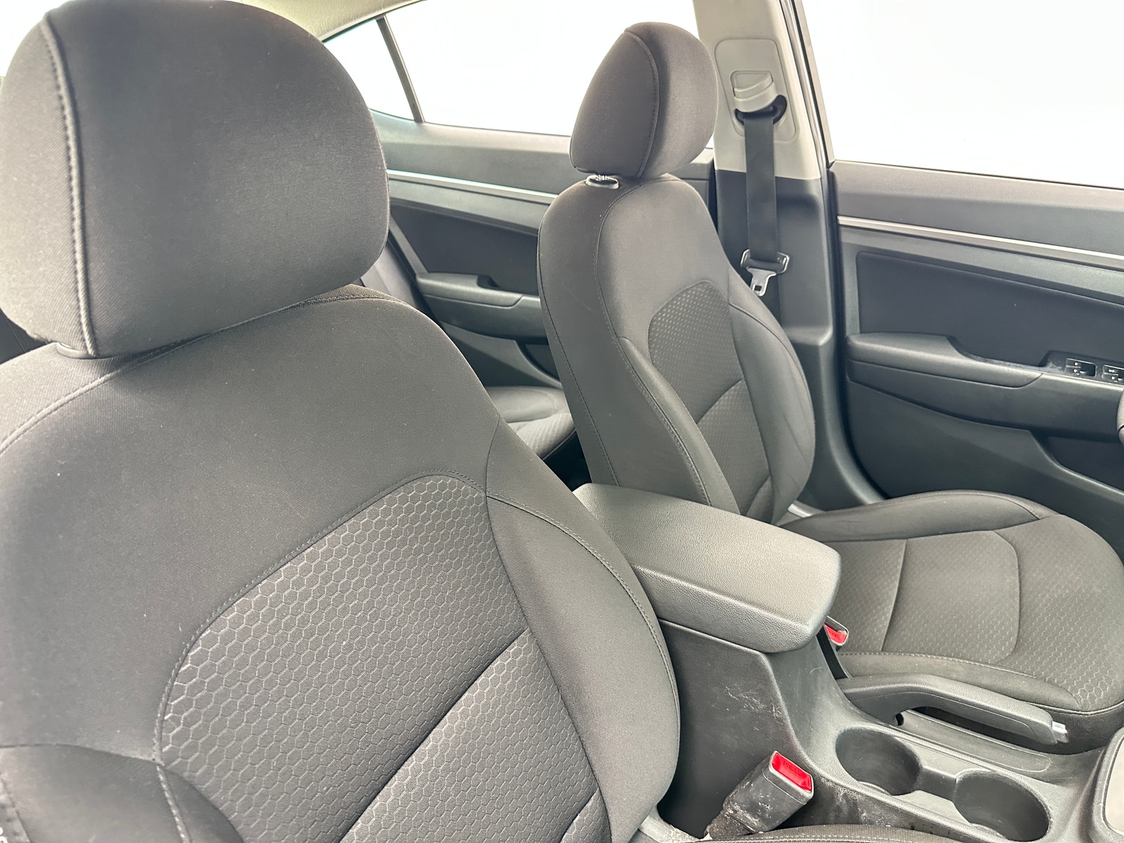 Thumbnail: 2019 Hyundai Elantra - 2