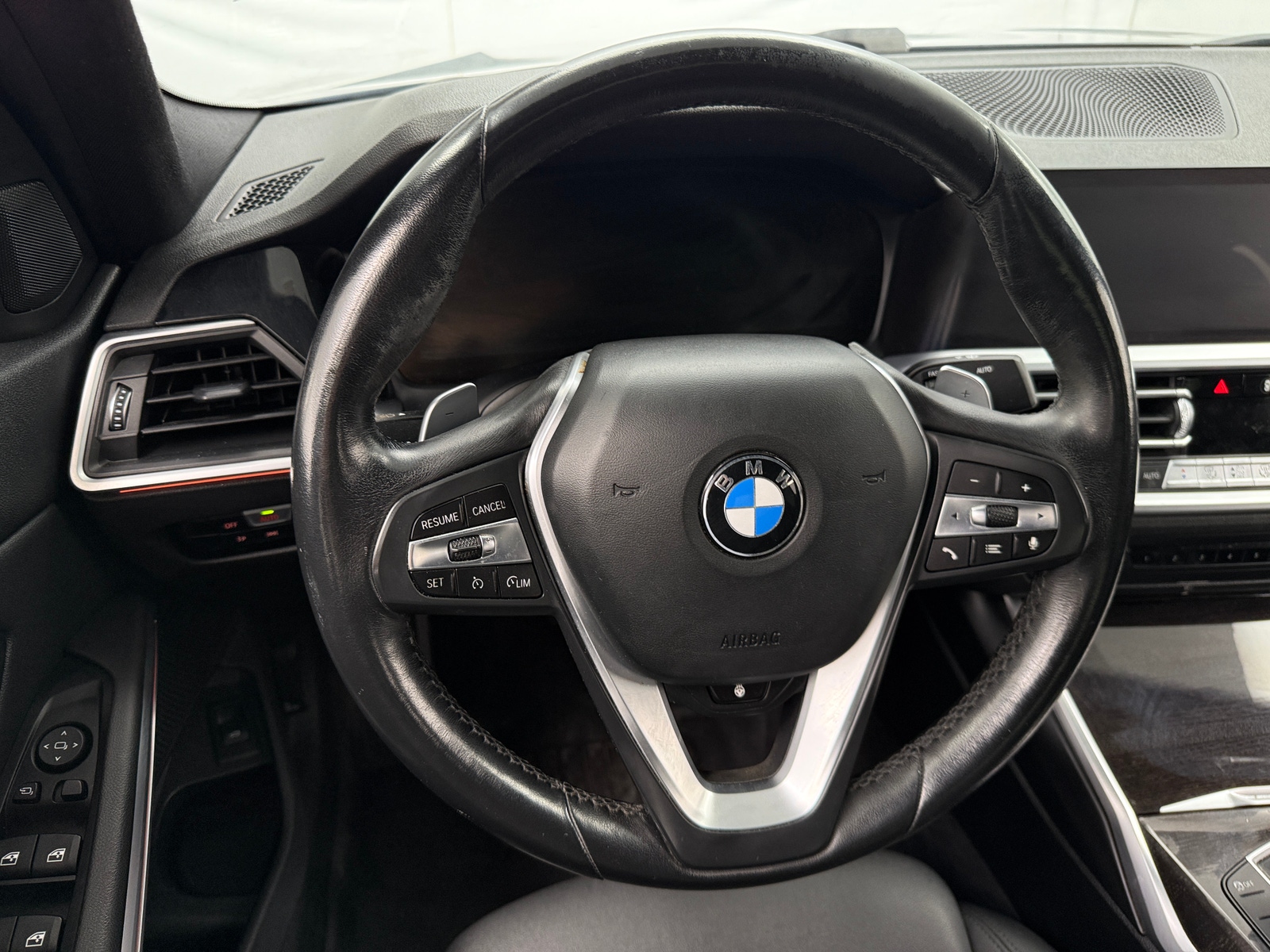 Thumbnail: 2019 BMW 3 Series - 4