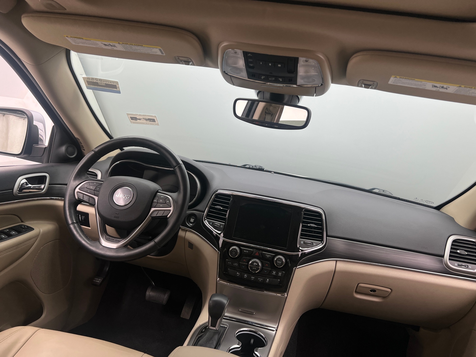 Thumbnail: 2022 Jeep Grand Cherokee - 2