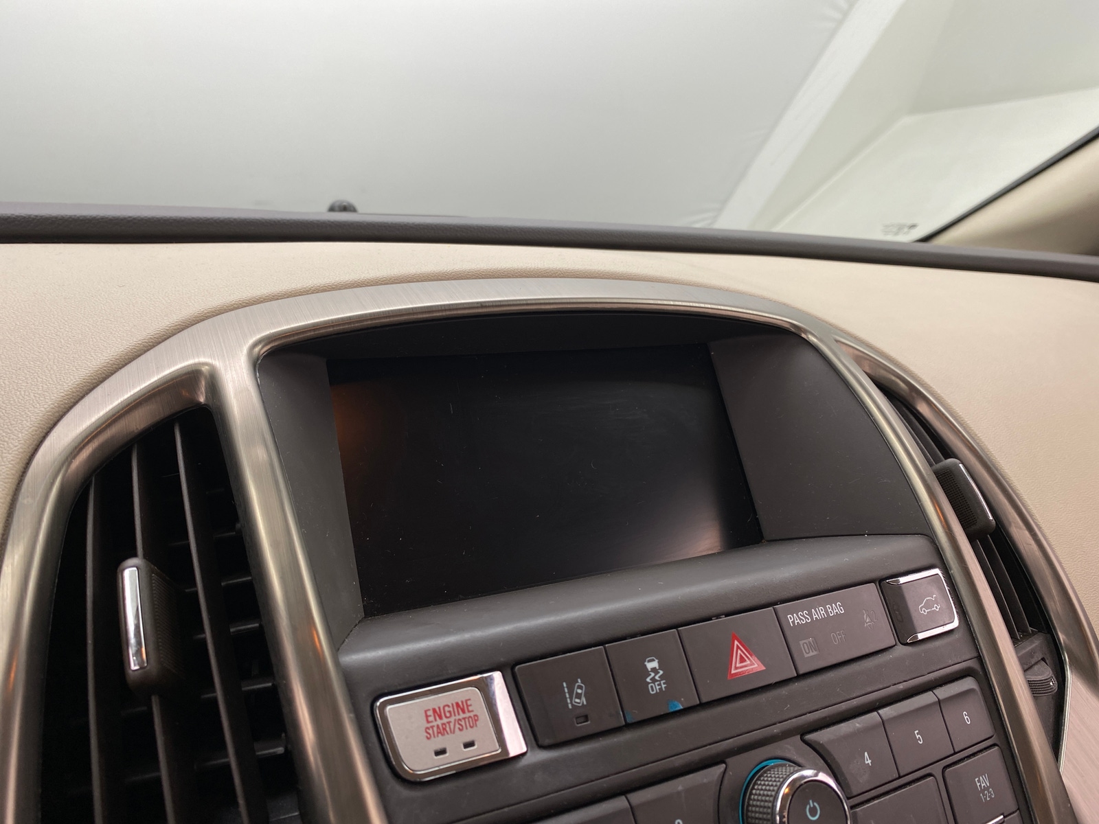 Thumbnail: 2014 Buick Verano - 3
