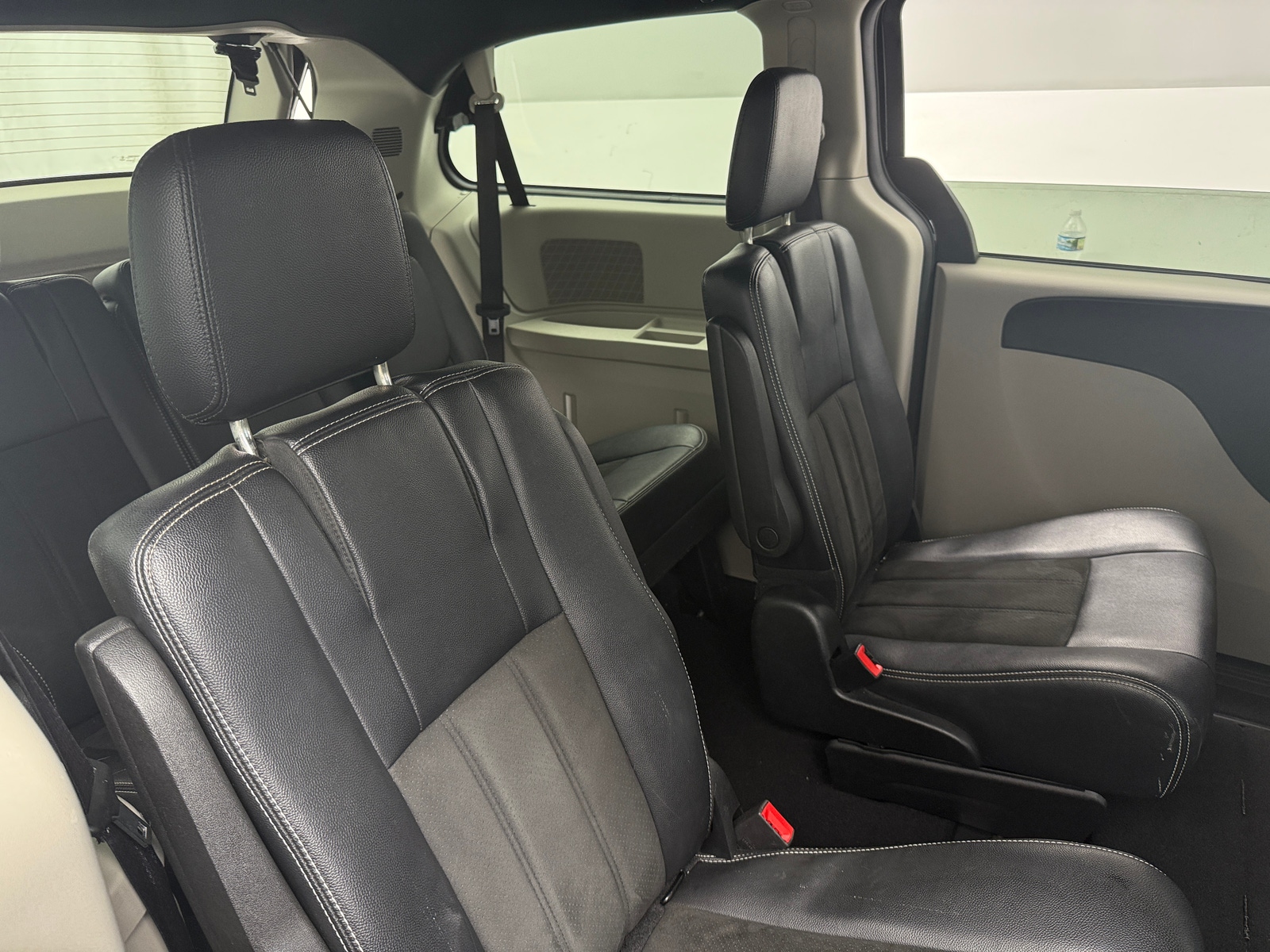 Thumbnail: 2019 Dodge Grand Caravan - 6
