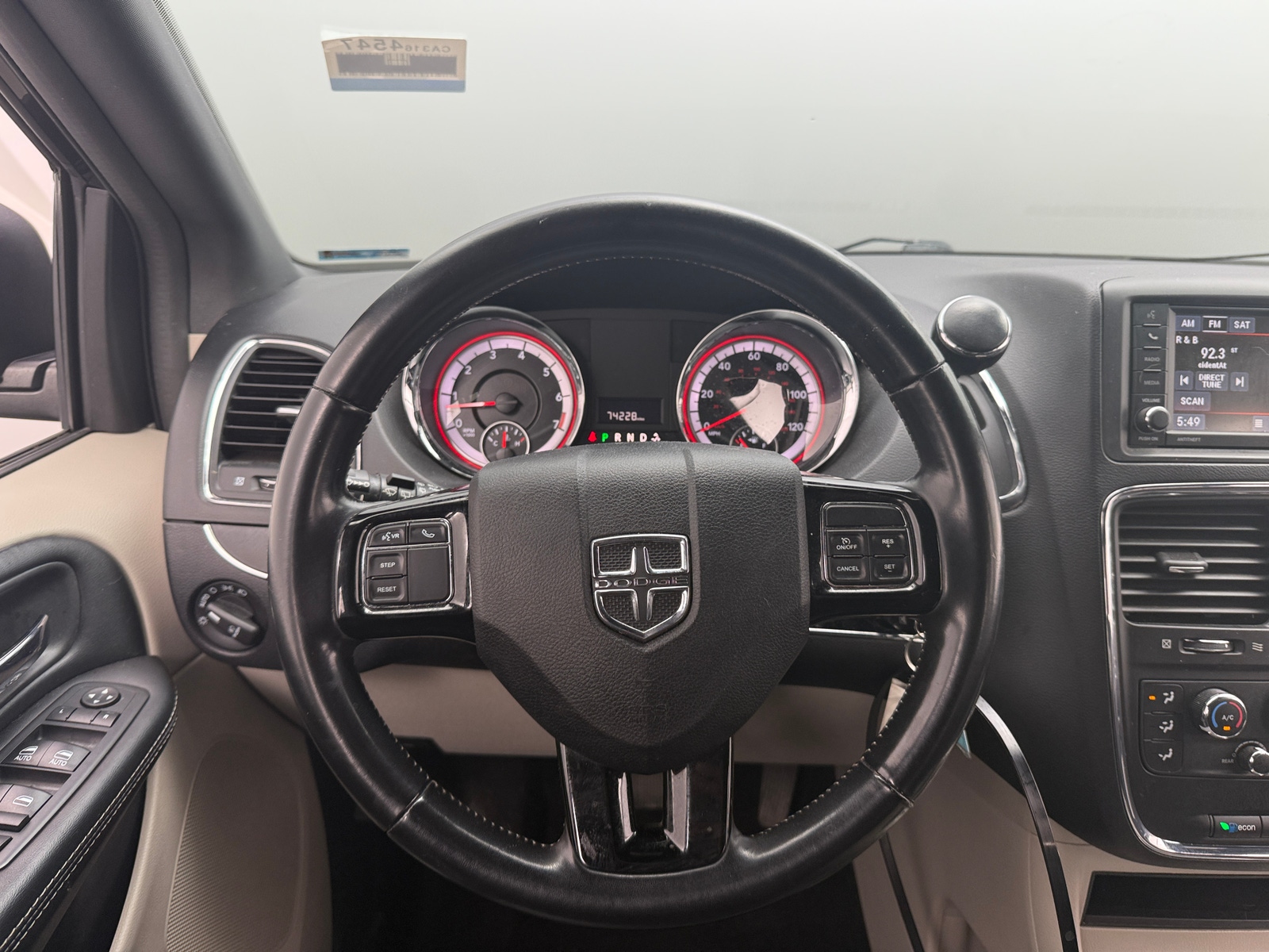 Thumbnail: 2019 Dodge Grand Caravan - 5