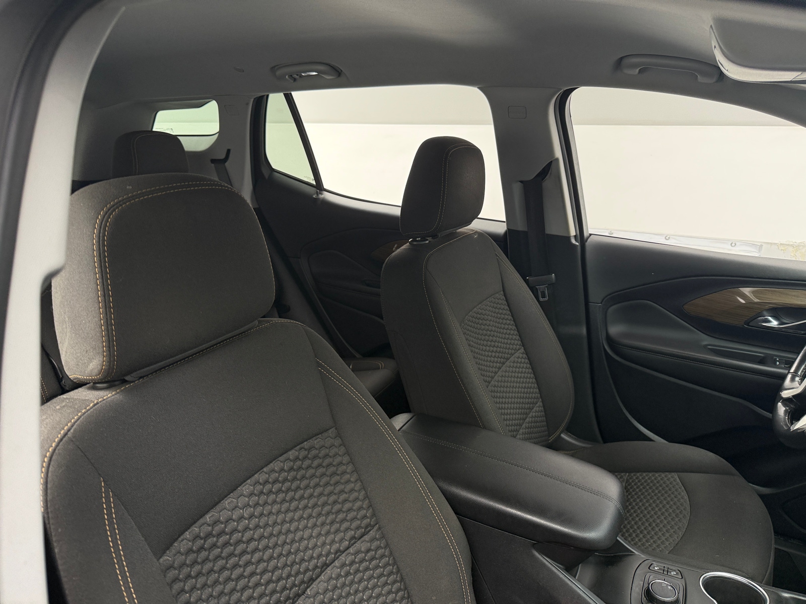 Thumbnail: 2021 GMC Terrain - 2